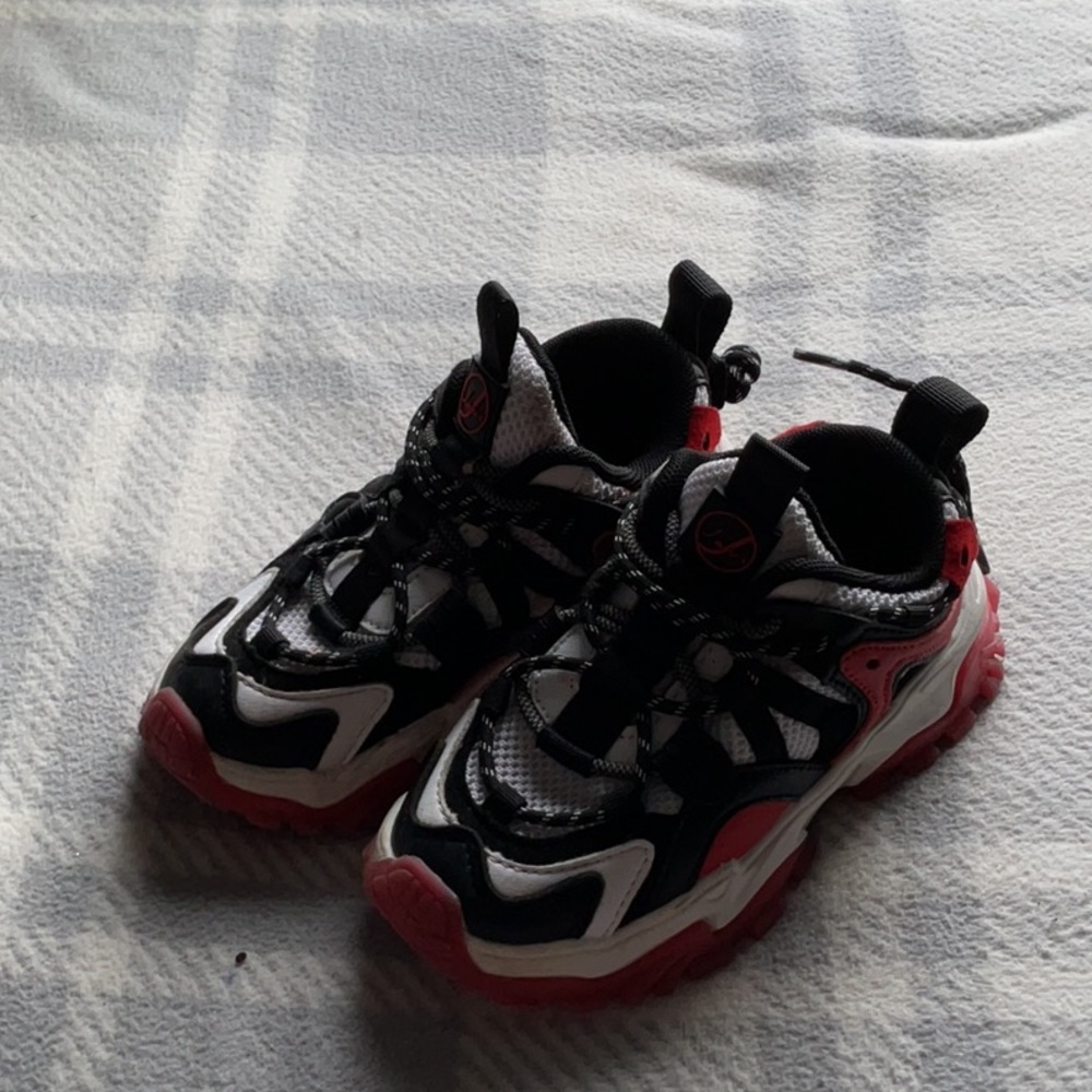 Javi Kid Gymshoes